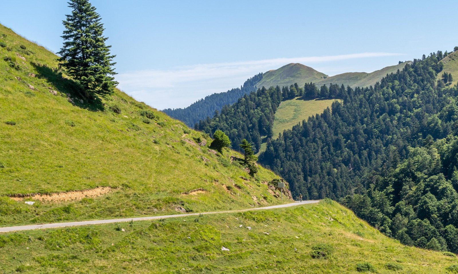 2024 TDF K QOM Challenge Pyrenees Thomson Bike Tours   Tdf Pyrenees Tbtriders1 1600x960 